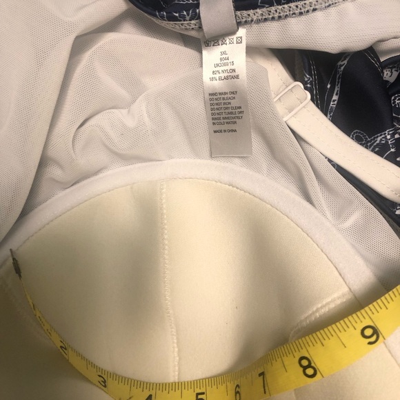 Hell Bunny Vintage Inspired bathing suit - Picture 8 of 12